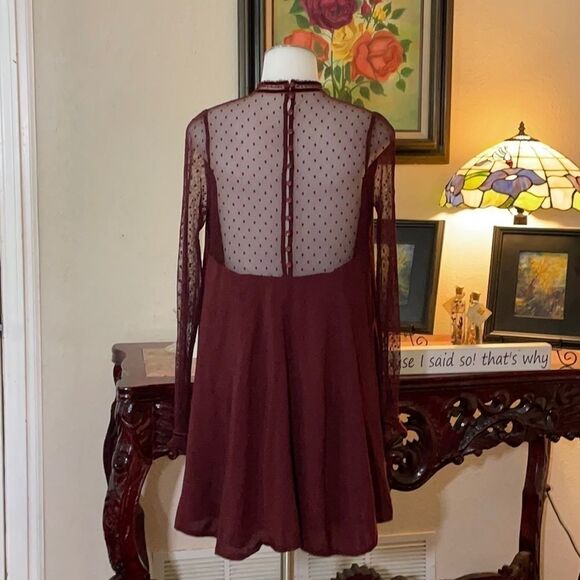 Kimchi Blue lace dress - Picture 2 of 5